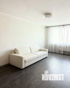 2-к квартира, вторичка, 63м2, 6/12 этаж