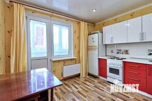 2-к квартира, вторичка, 60м2, 2/18 этаж