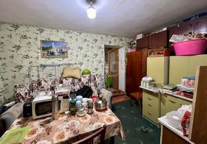 3-к квартира, вторичка, 59м2, 1/1 этаж