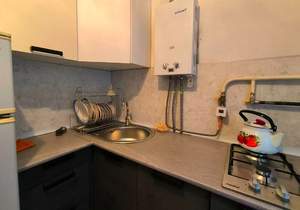 2-к квартира, вторичка, 37м2, 1/6 этаж