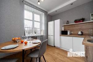 2-к квартира, вторичка, 57м2, 9/10 этаж