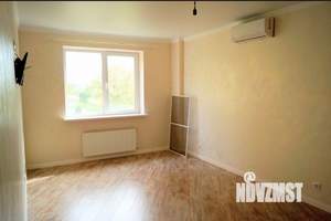 2-к квартира, вторичка, 66м2, 1/6 этаж