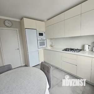 4-к квартира, вторичка, 73м2, 6/9 этаж