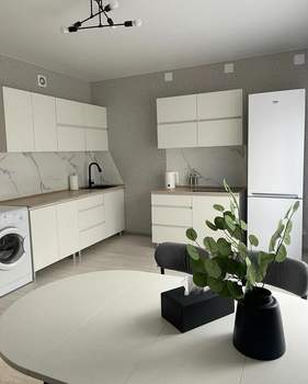 2-к квартира, вторичка, 58м2, 9/16 этаж