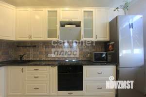 2-к квартира, вторичка, 63м2, 11/18 этаж