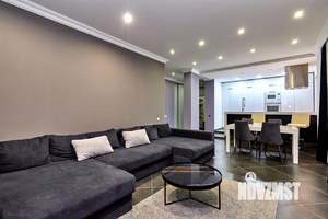 2-к квартира, вторичка, 81м2, 7/16 этаж