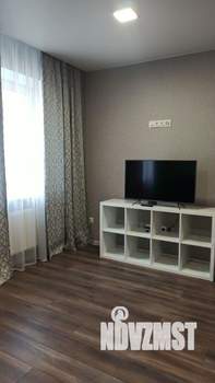 2-к квартира, вторичка, 56м2, 9/17 этаж