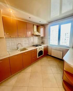 4-к квартира, вторичка, 80м2, 9/10 этаж