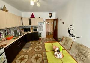 2-к квартира, вторичка, 62м2, 2/4 этаж