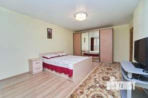 2-к квартира, вторичка, 68м2, 8/17 этаж