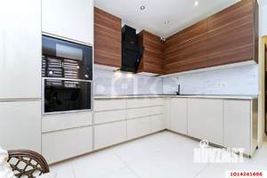 3-к квартира, вторичка, 136м2, 17/19 этаж