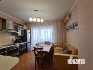2-к квартира, вторичка, 70м2, 3/5 этаж