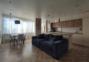 2-к квартира, вторичка, 74м2, 8/12 этаж