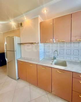 4-к квартира, вторичка, 80м2, 9/10 этаж