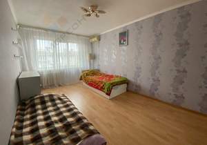 3-к квартира, вторичка, 62м2, 5/5 этаж