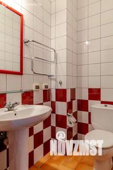 4-к квартира, вторичка, 138м2, 10/10 этаж