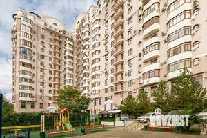 3-к квартира, вторичка, 139м2, 9/14 этаж