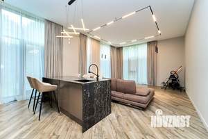 2-к квартира, вторичка, 110м2, 1/9 этаж