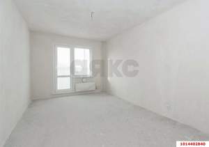 2-к квартира, вторичка, 72м2, 1/17 этаж