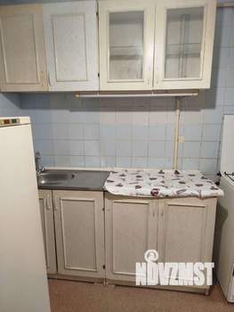 2-к квартира, вторичка, 42м2, 1/5 этаж