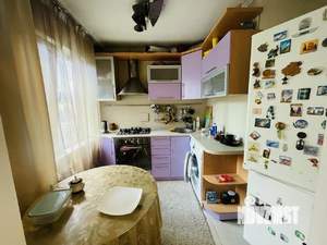 2-к квартира, вторичка, 62м2, 1/5 этаж