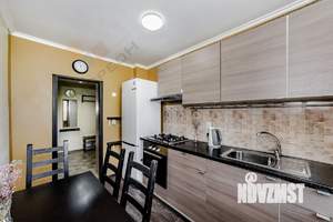 3-к квартира, вторичка, 64м2, 5/5 этаж