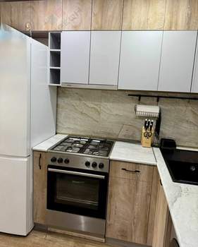 3-к квартира, вторичка, 42м2, 1/5 этаж