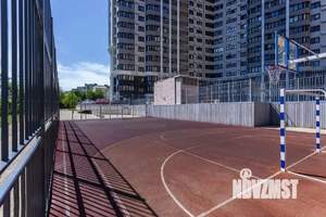 Студия квартира, вторичка, 60м2, 1/24 этаж