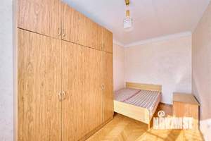 3-к квартира, вторичка, 56м2, 4/5 этаж