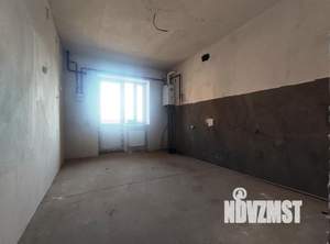 3-к квартира, вторичка, 95м2, 1/3 этаж