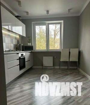 2-к квартира, вторичка, 62м2, 3/19 этаж