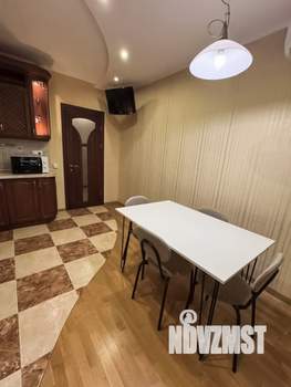2-к квартира, вторичка, 67м2, 10/17 этаж