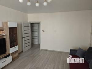 2-к квартира, вторичка, 61м2, 8/10 этаж