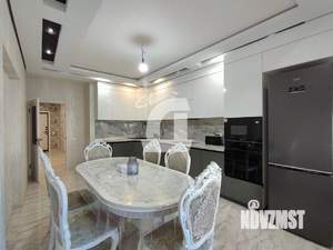 3-к квартира, вторичка, 94м2, 9/25 этаж