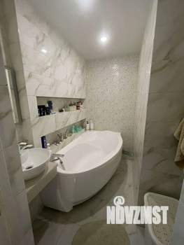 2-к квартира, вторичка, 65м2, 11/16 этаж