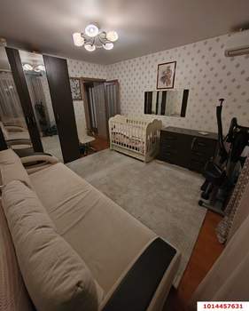 2-к квартира, вторичка, 60м2, 1/12 этаж