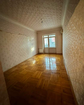 3-к квартира, вторичка, 80м2, 3/4 этаж