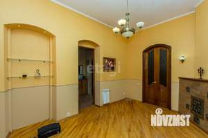 4-к квартира, вторичка, 79м2, 2/2 этаж