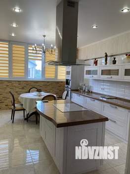 3-к квартира, вторичка, 107м2, 2/18 этаж