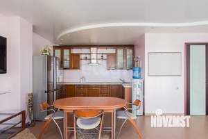 3-к квартира, вторичка, 150м2, 9/10 этаж