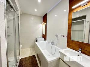 2-к квартира, вторичка, 101м2, 11/17 этаж