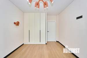 2-к квартира, вторичка, 64м2, 15/22 этаж