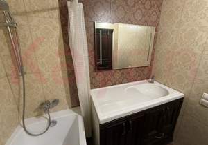 2-к квартира, вторичка, 83м2, 3/6 этаж