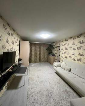 4-к квартира, вторичка, 75м2, 1/9 этаж