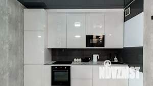 2-к квартира, вторичка, 63м2, 8/18 этаж