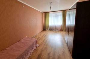 4-к квартира, вторичка, 101м2, 2/5 этаж