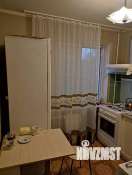 3-к квартира, вторичка, 53м2, 4/5 этаж