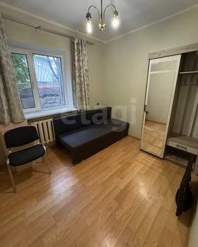 2-к квартира, вторичка, 39м2, 1/5 этаж