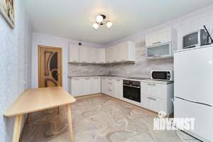 2-к квартира, вторичка, 68м2, 8/17 этаж