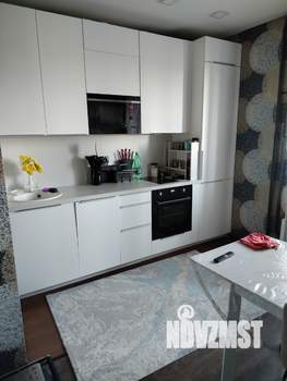 2-к квартира, вторичка, 65м2, 8/17 этаж